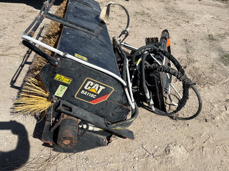 #6329-•-cat-84"-broom-sweeper-image-5