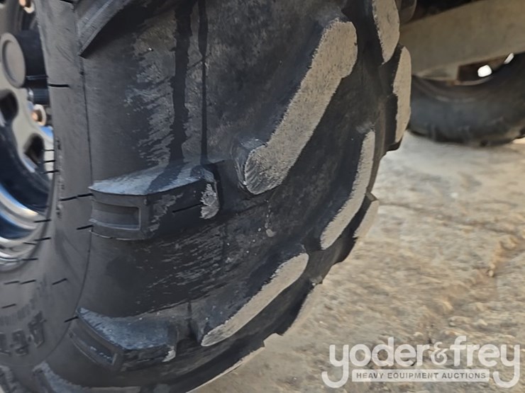 2020-club-car-carryall-1700-image-17