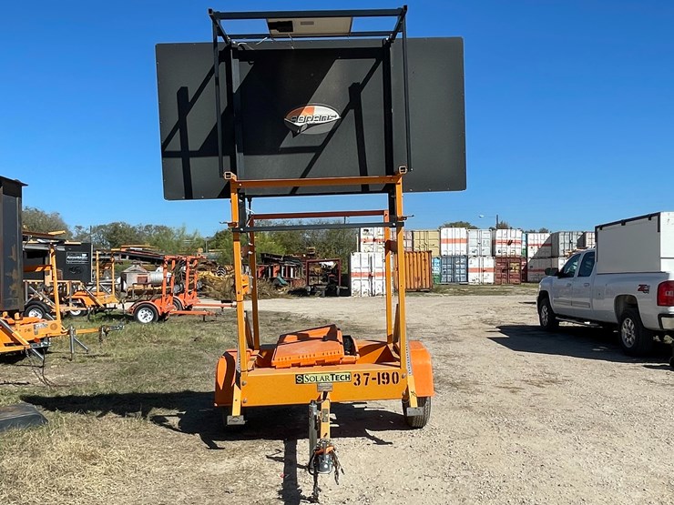 #6321-•-2020-solar-tech-arrow-board-(trailer-#37190)-(no-title)-image-1