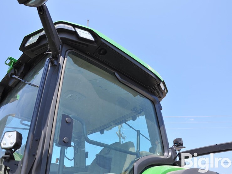 2023-john-deere-8r-280-image-17