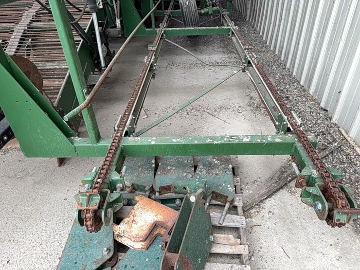 lockwood-672-sweet-potato-digger/harvester-image-2