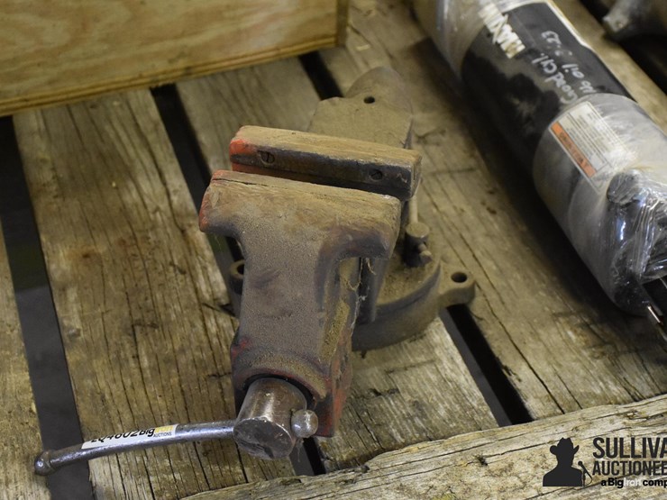 columbian-bench-vise-image-2