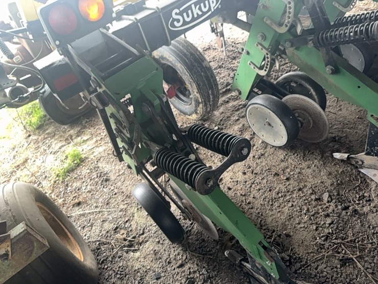 sukup-hi--residue-cultuvator-image-7