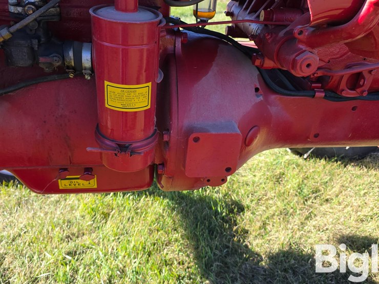 1948-farmall-super-a-2wd-tractor-image-17