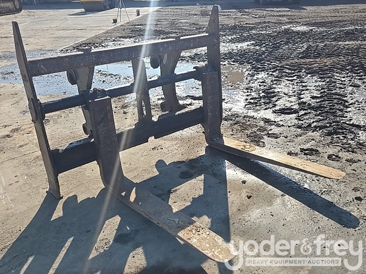 komatsu-wa200-8-image-4