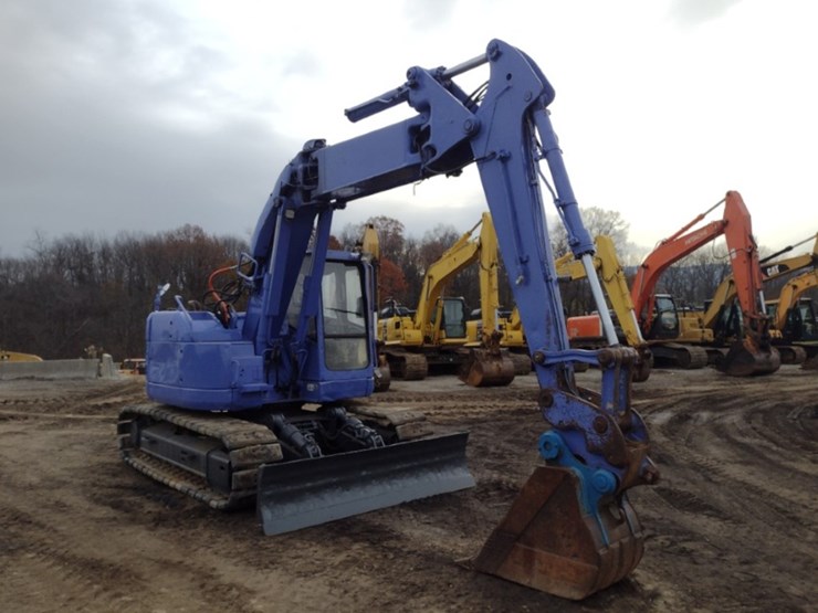 komatsu-pc128uu-2-image-48