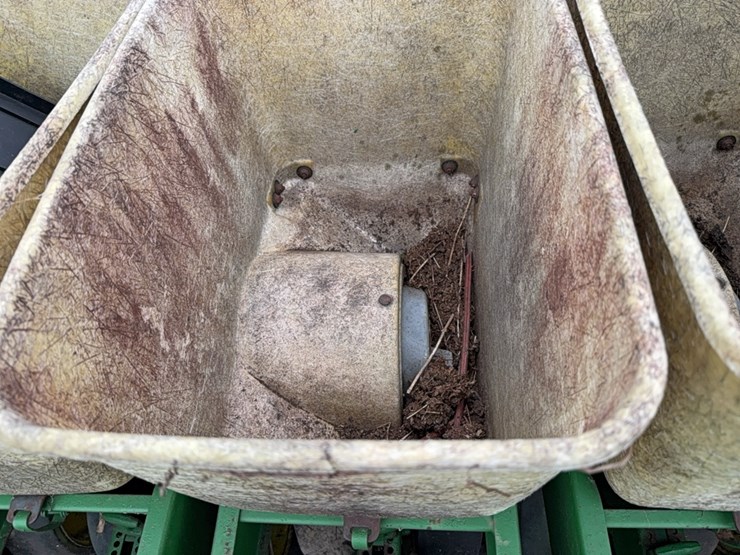 john-deere-7100-image-15