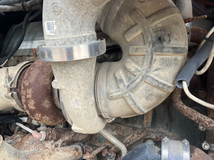 #1633-•-1995-freightliner-usf-1e-sleeper-cab-truck-tractor-image-39