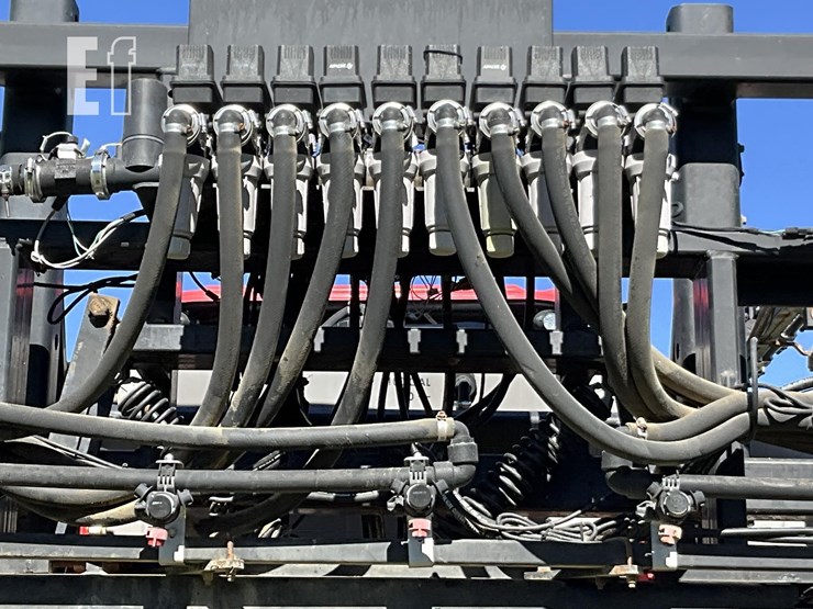 2012-apache-as720-image-9