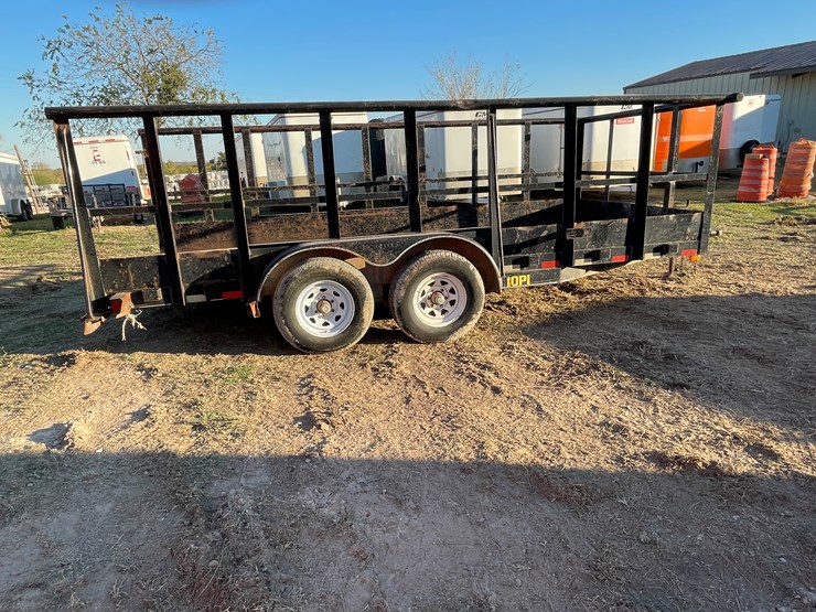 #6240-•-2002-big-tex-car-trailer-(trailer-#0938nc)-(has-tx-title)-image-2
