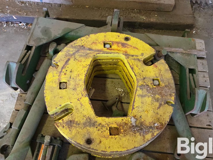 john-deere-tractor-weights-&-quick-hitch-image-17
