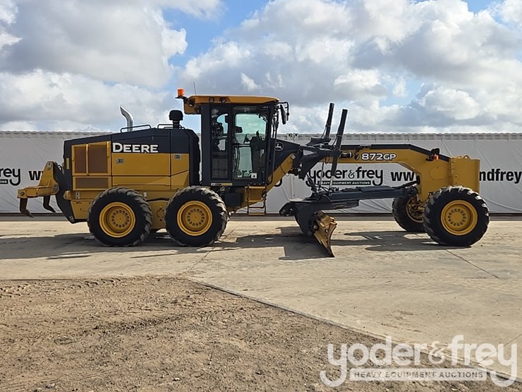 2017-deere-872g-image-6