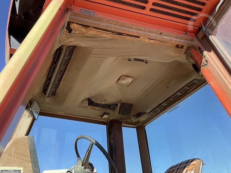 allis-chalmers-8050-image-11