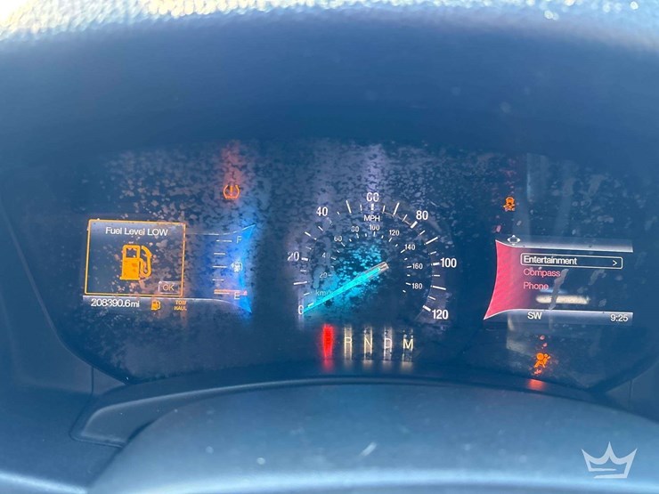 2016-ford-expedition-image-12