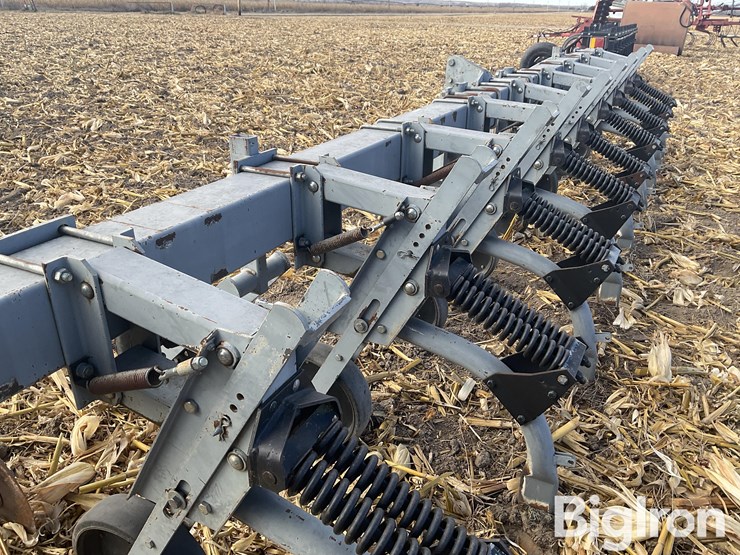 hiniker-cultivator-image-20