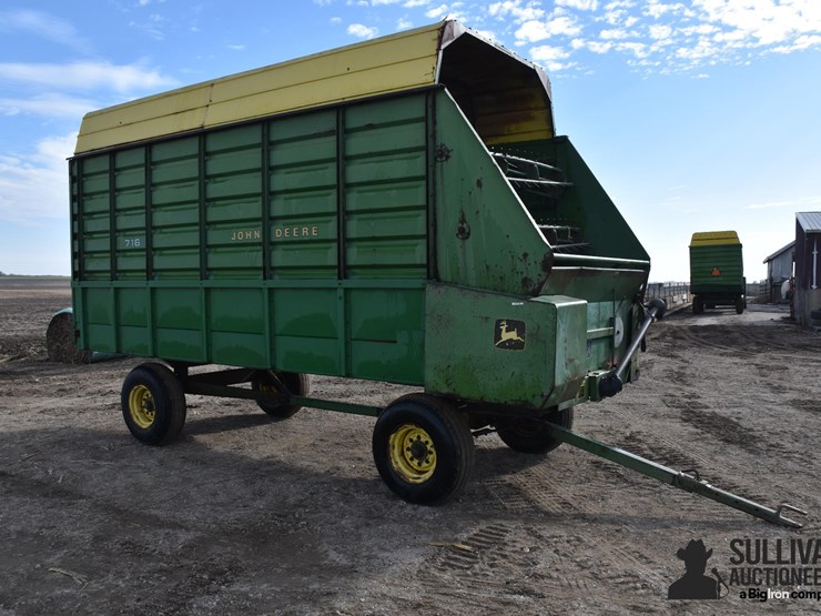 john-deere-716-image-3