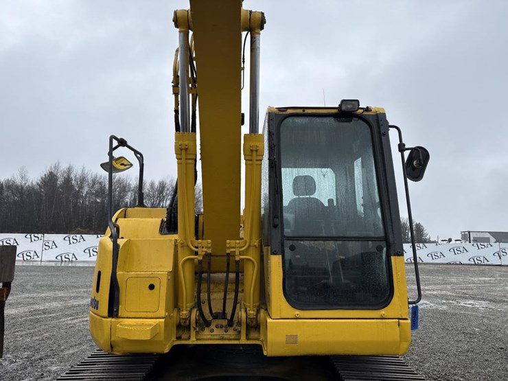 komatsu-pc138us-image-23