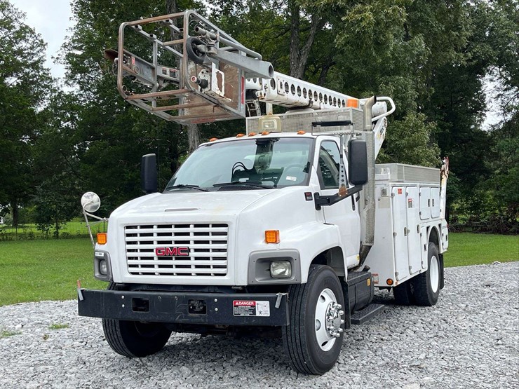 2005-gmc-c8-cable-placer-truck-image-13