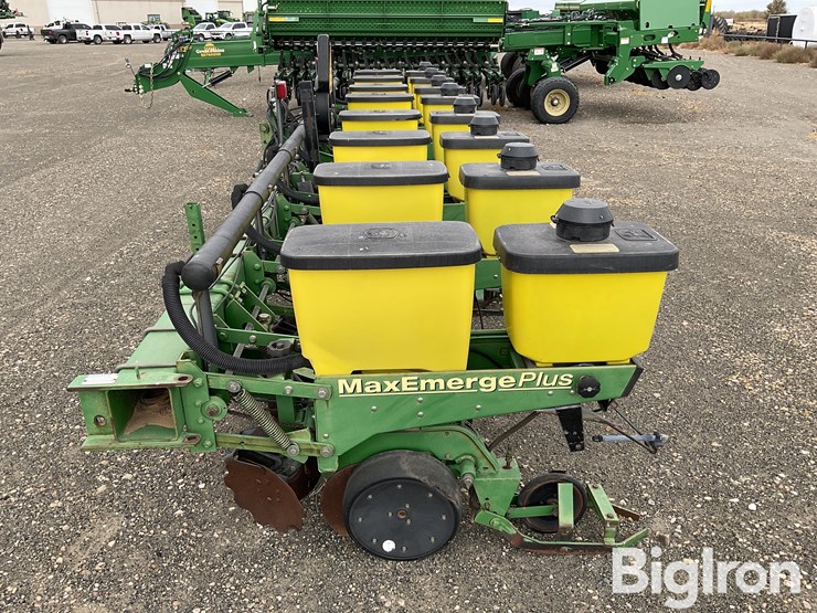 2002-john-deere-1700-image-8