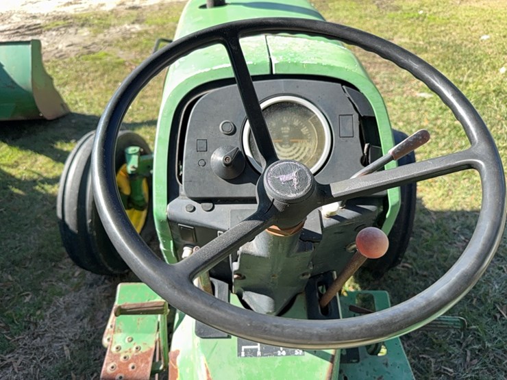 john-deere-2155-image-22