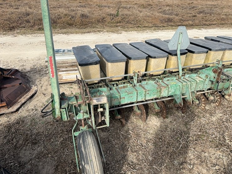 john-deere-7340-image-7