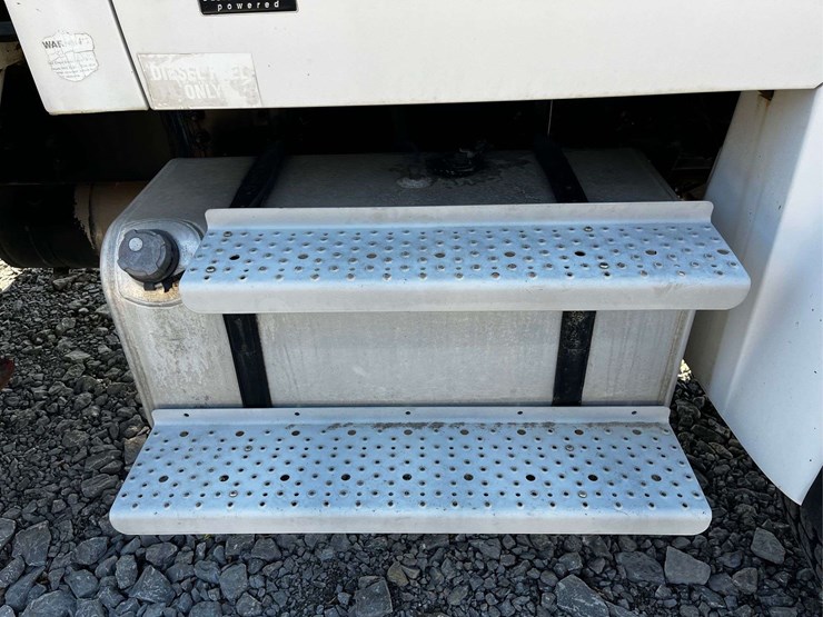 2005-sterling-acterra-image-61