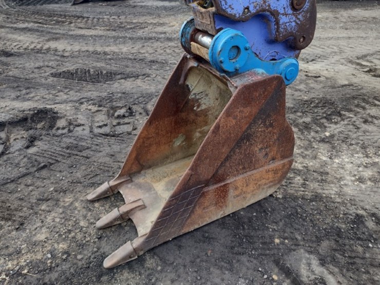 komatsu-pc128uu-2-image-19