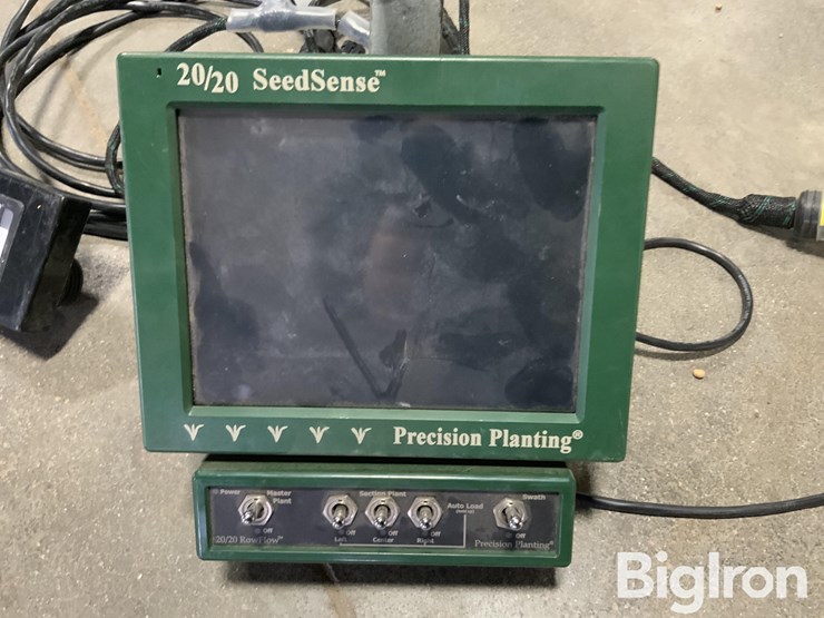 precision-planting-gen-2-20/20-monitor-w/switchbox-image-9