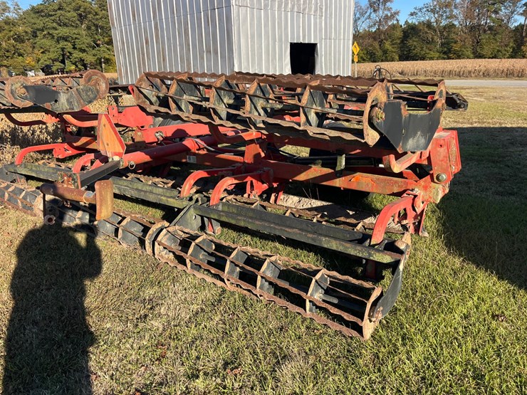 univerferth-220-rolling-harrow,-22’-folding,-located-at-276-jonestown-rd-snow-hill-nc-call-252-531-8061-for-more-info.-image-4