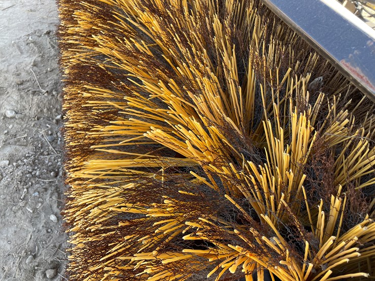 #6328-•-cat-84"-broom-sweeper-(#33177)-image-9