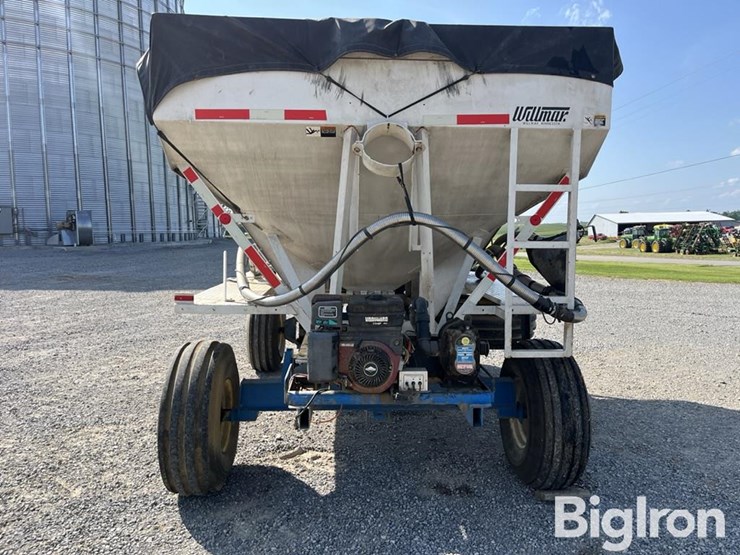 willmar-300-bushel-gravity-wagon-image-7