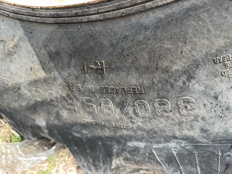 new-holland-8770-image-12