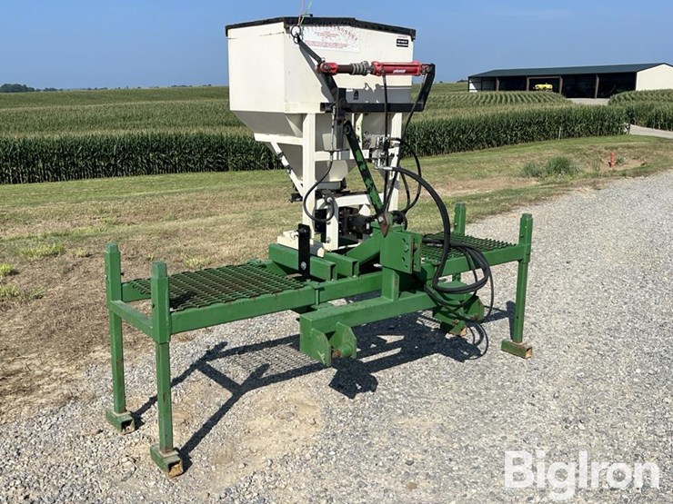kasco-herd-sure-feed-3pt.-broadcast-seeder-image-1