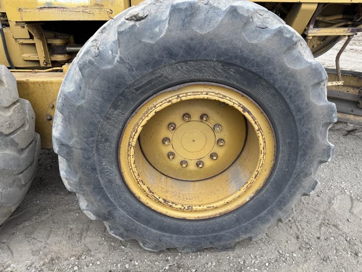 1974-caterpillar-140g-image-67