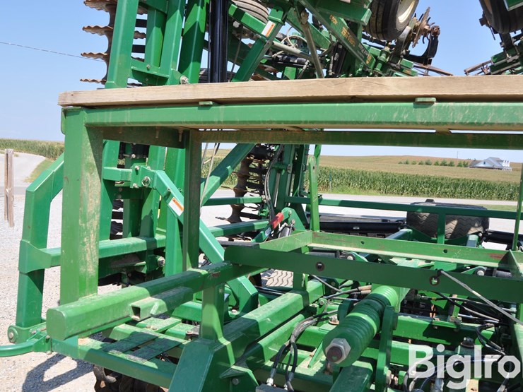 great-plains-4000tm-image-16