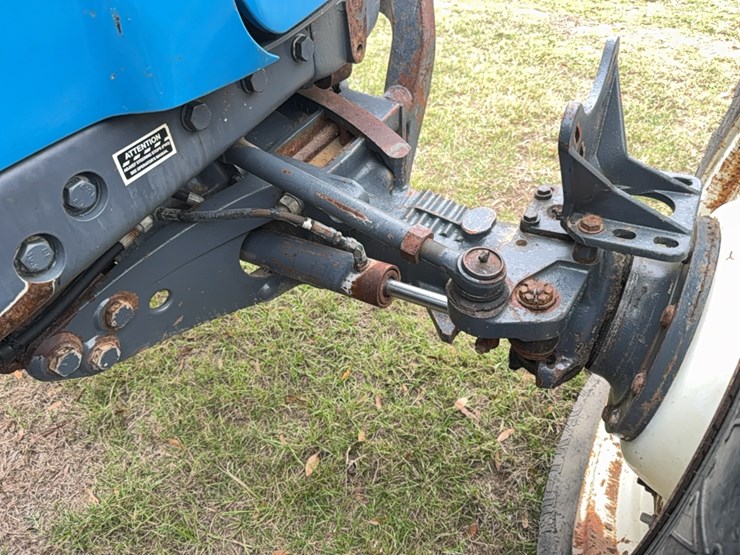 new-holland-8770-image-32