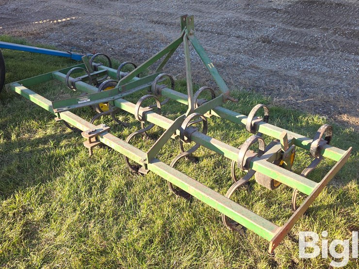 john-deere-f11-field-cultivator-image-5