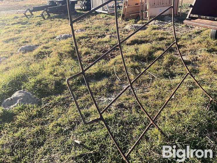 round-bale-feeder-image-10