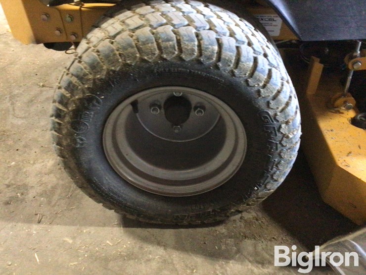 hustler-935833-lawnmower-image-17