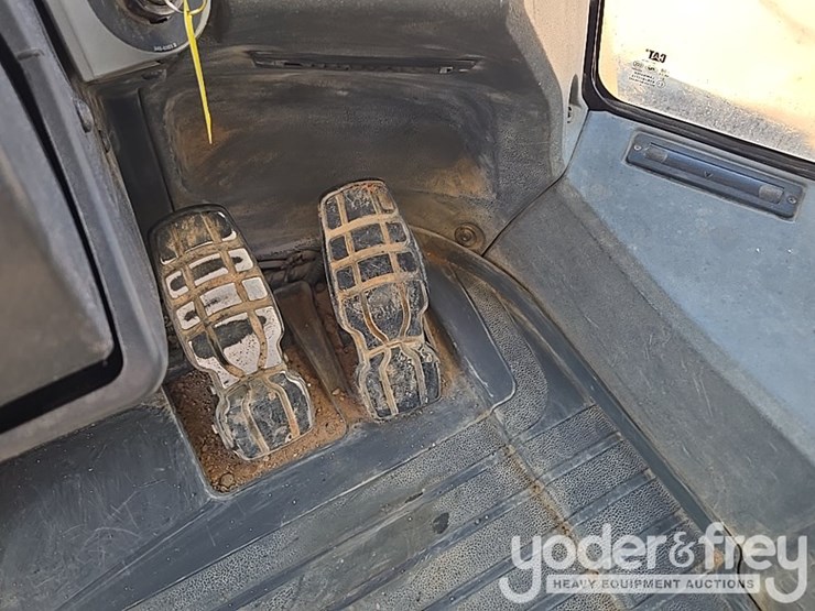 2016-caterpillar-950m-image-121