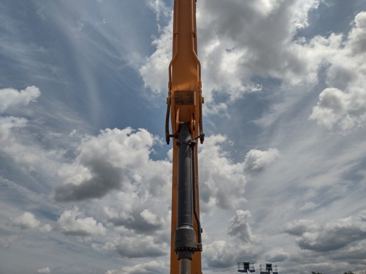 22-case-cx350d-image-47