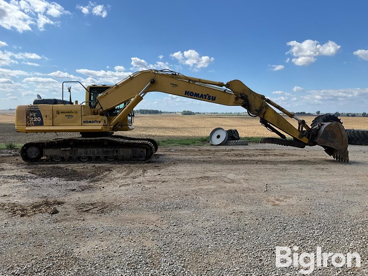 komatsu-220-trackhoe-image-4