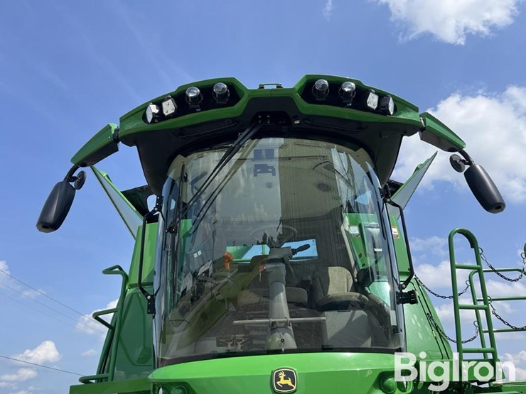 2024-john-deere-s780-image-9