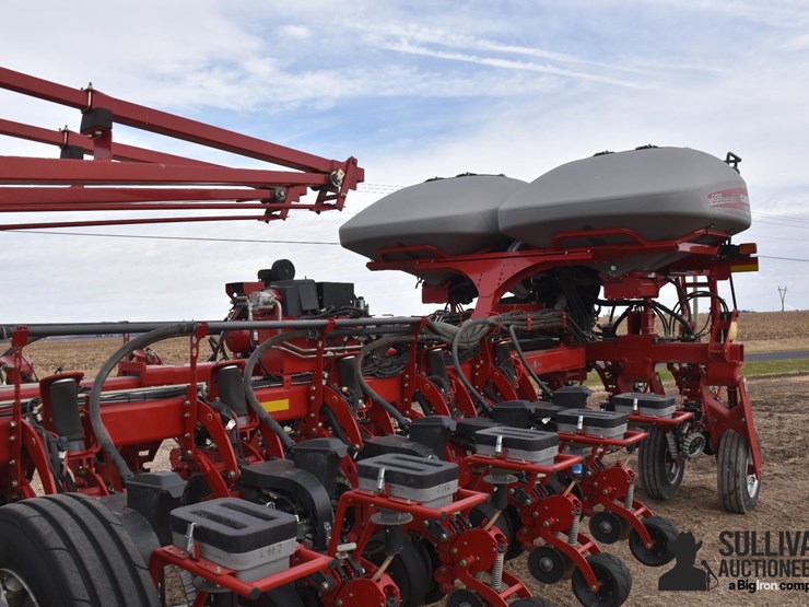 2018-case-ih-2150-image-16