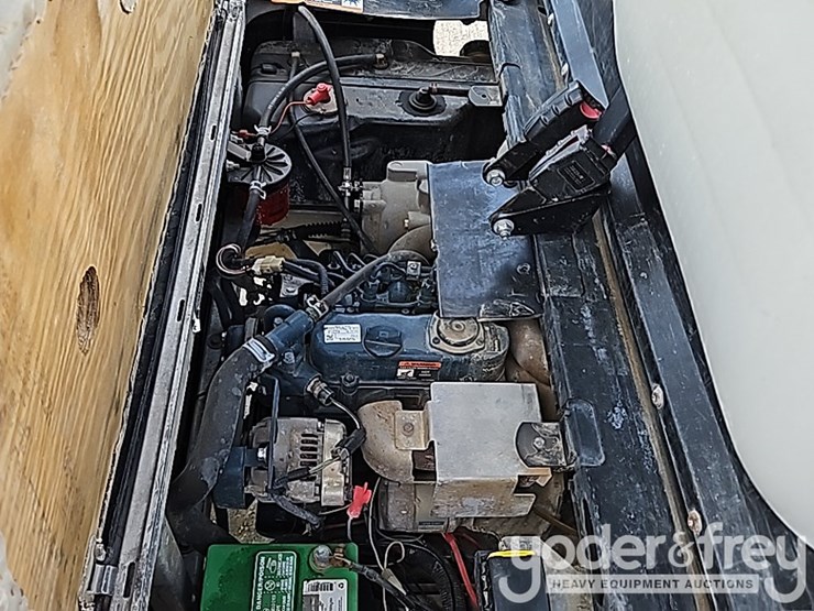 2021-club-car-carryall-1700-image-25