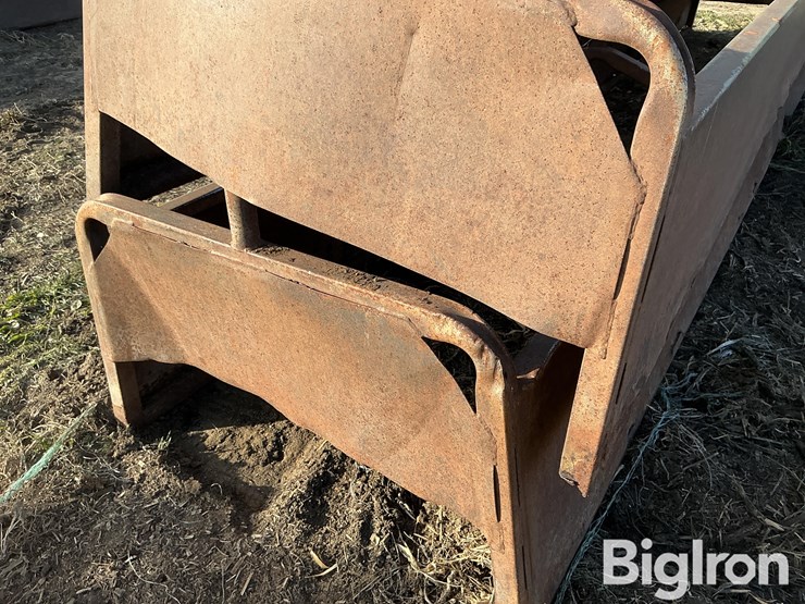 steel-bottomless-feed-bunks-image-9