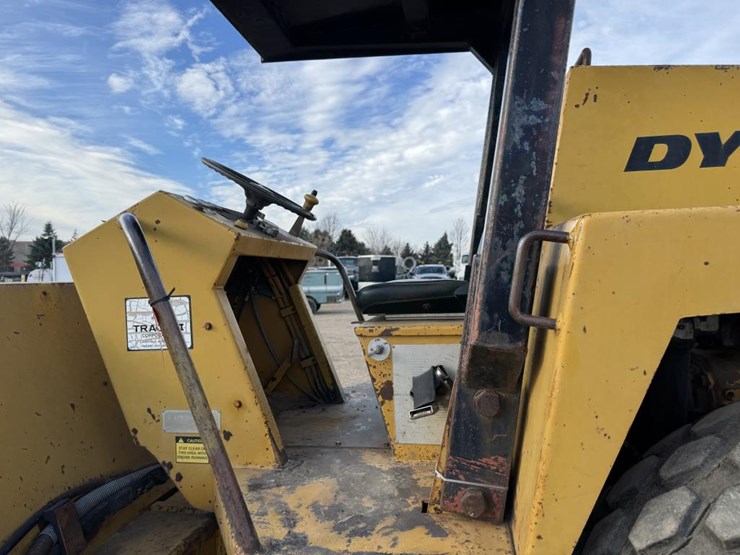 1982-caterpillar-3208-image-32