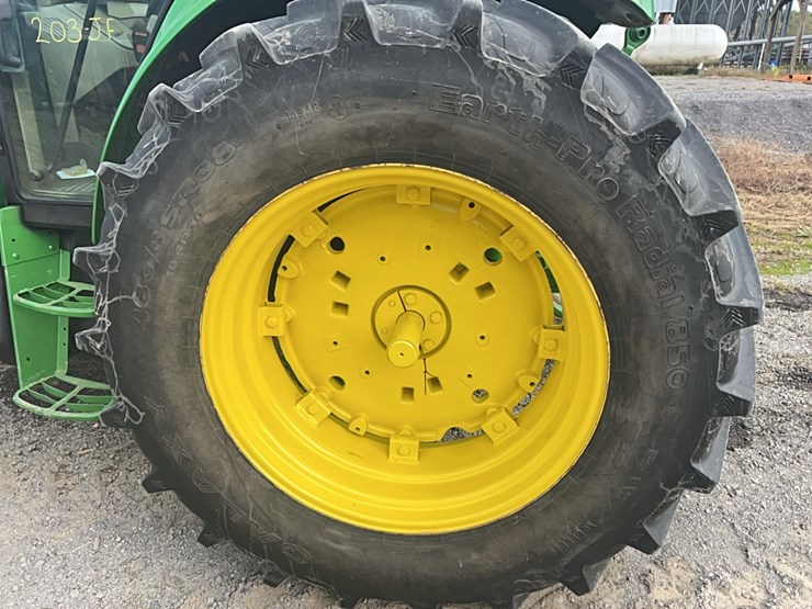 2023-john-deere-6420-image-10