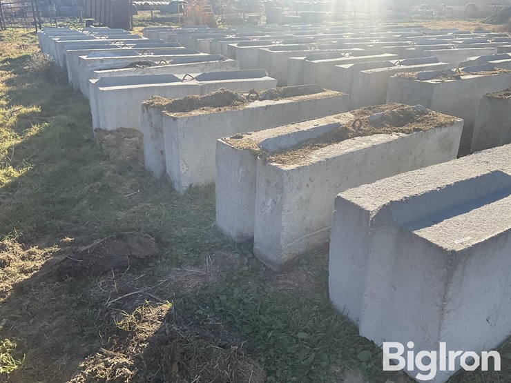 concrete-stackable-blocks-image-3