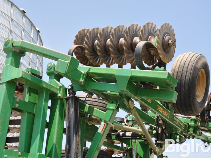 great-plains-4000tm-image-19